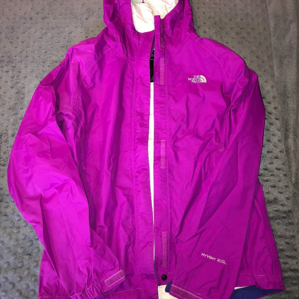 The North Face Rain Jacket - Size S - Picture 1 of 4